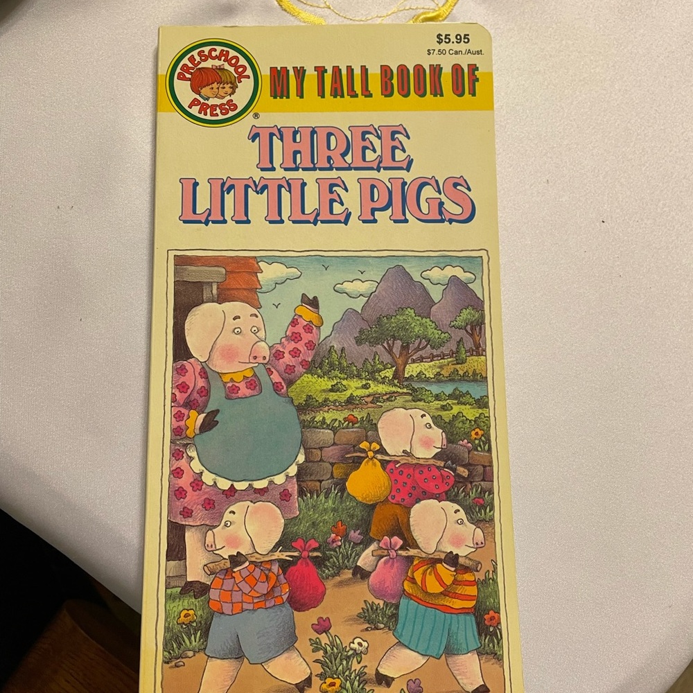 Vintage hard back pages Preschool Press My Tall Book Of Three Little Pigs Book